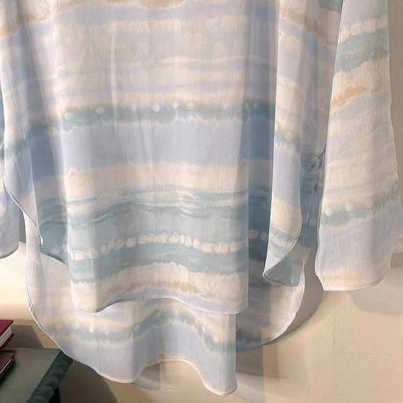 NWT Cloth & Portrait Blue Watercolor Sheer Blouse Convertible Sleeve Sz XL - Picture 4 of 10